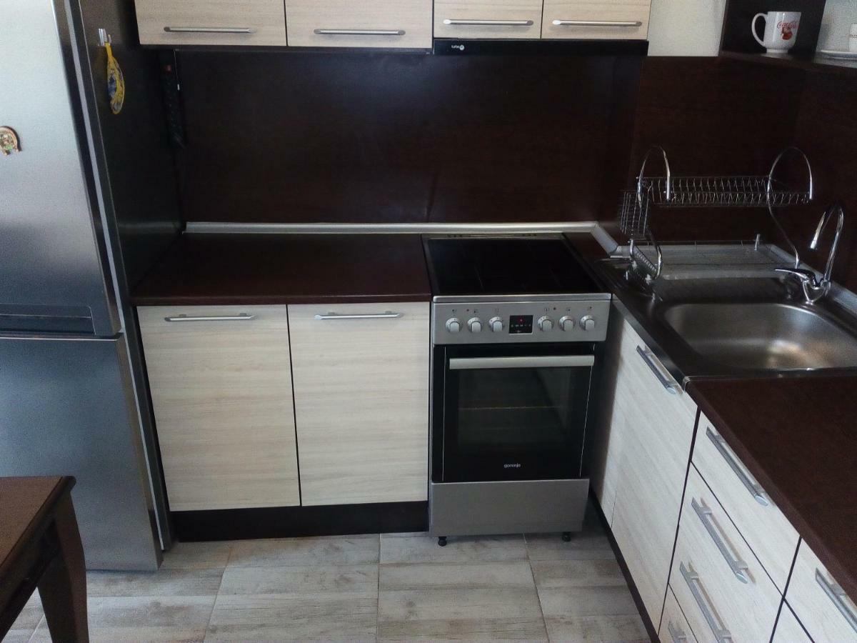 וארנה Asparuhov Guest Rooms And Apartments חדר תמונה