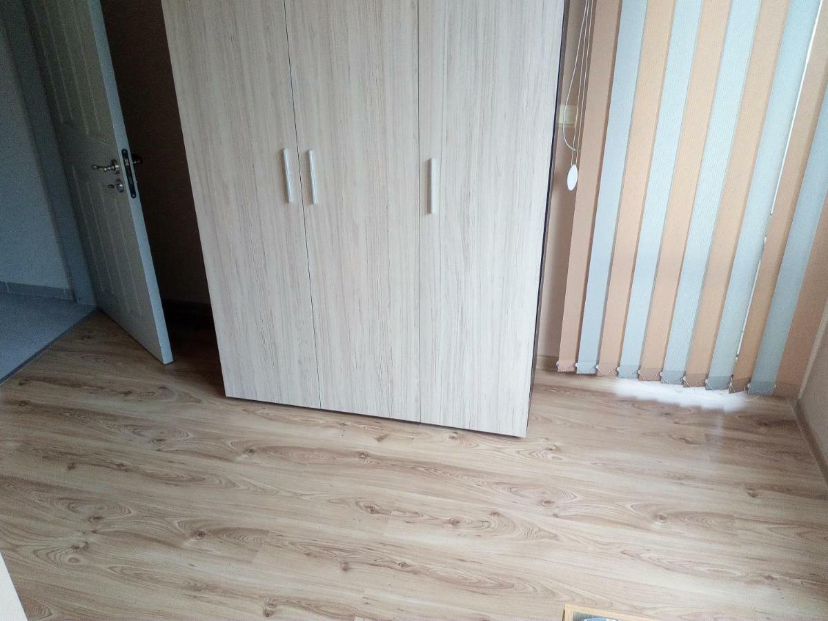וארנה Asparuhov Guest Rooms And Apartments מראה חיצוני תמונה